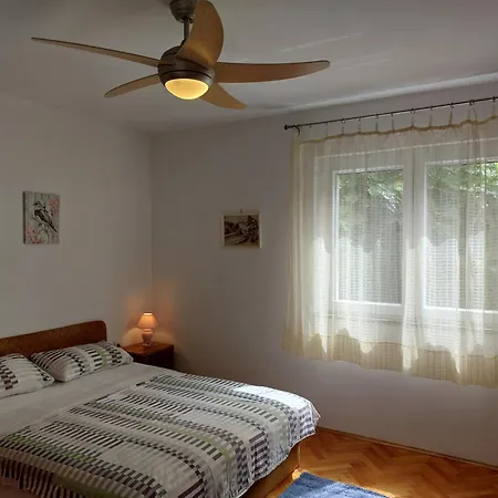 Spacious & Seaview Sibenik