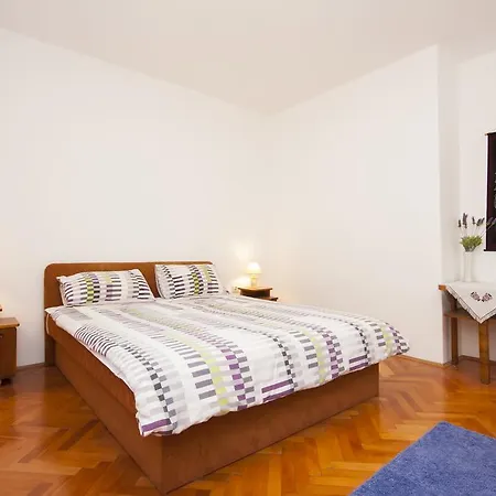 Apartment Spacious & Seaview