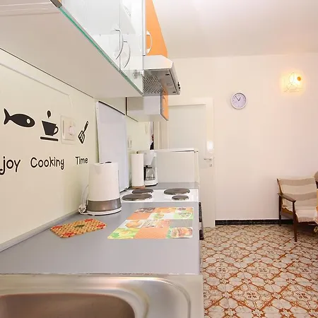 Spacious & Seaview