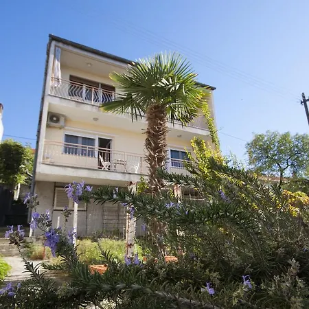 Apartmán Spacious & Seaview *