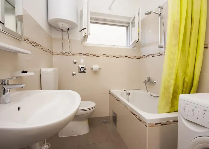 Spacious & Seaview Šibenik