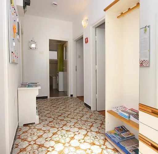 Spacious & Seaview Šibenik