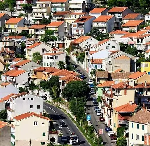 Spacious & Seaview * Šibenik